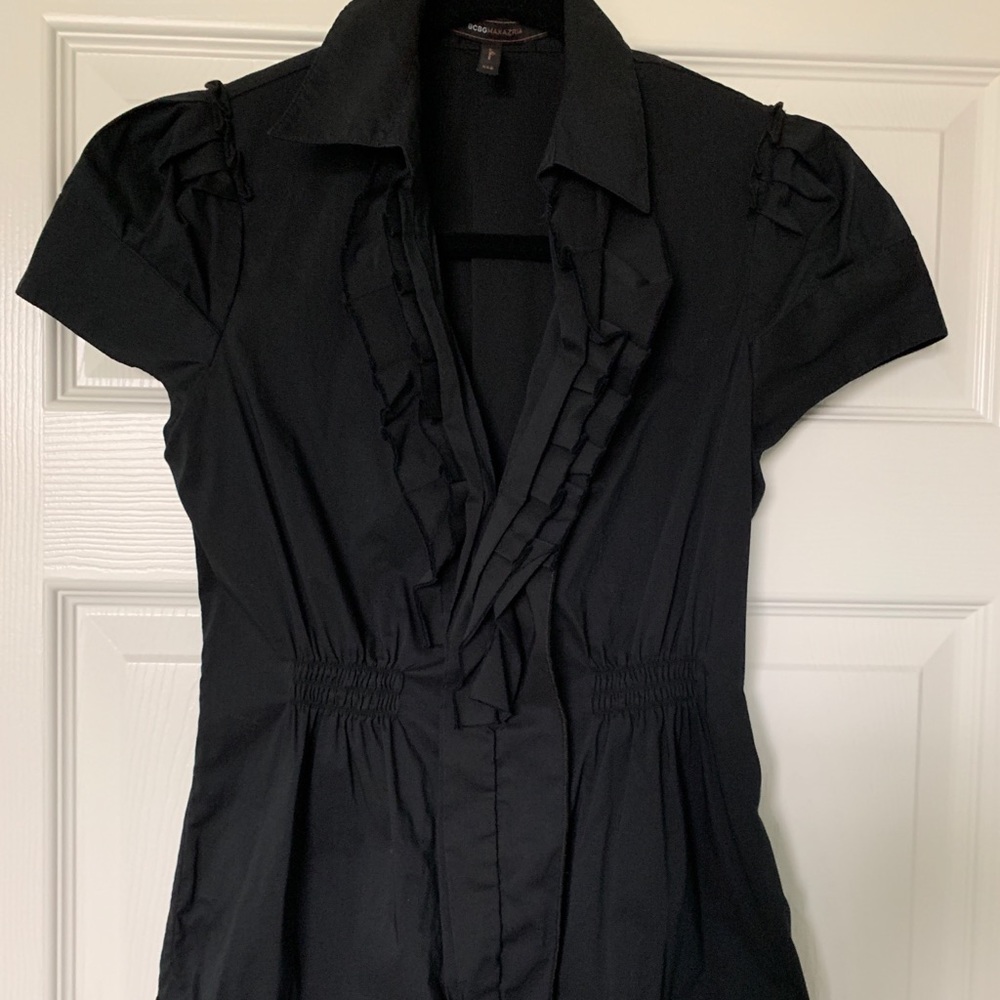 BCBG MAXAZRIA Short Sleeve Shirt Top